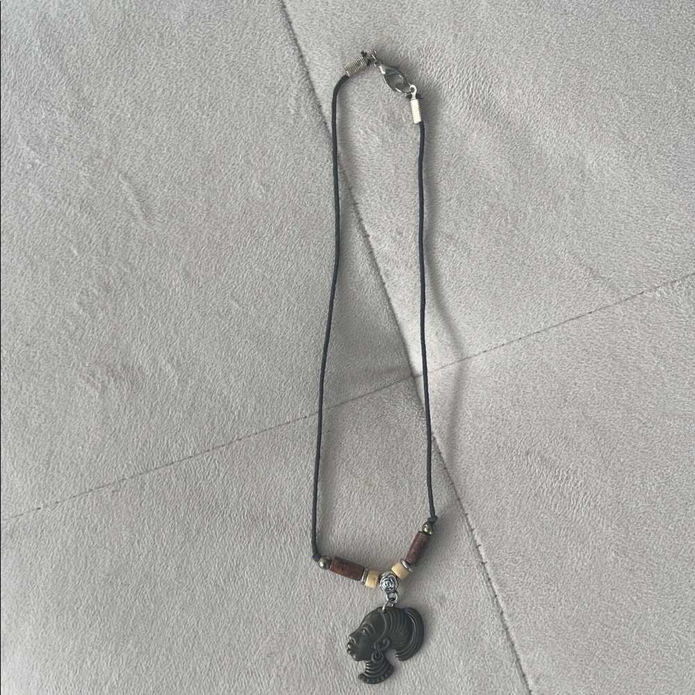 Artistic Black and Brown Pendant Necklace